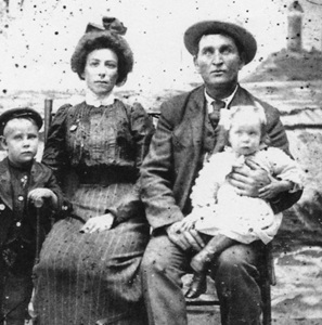 Frank L Dickinson Family